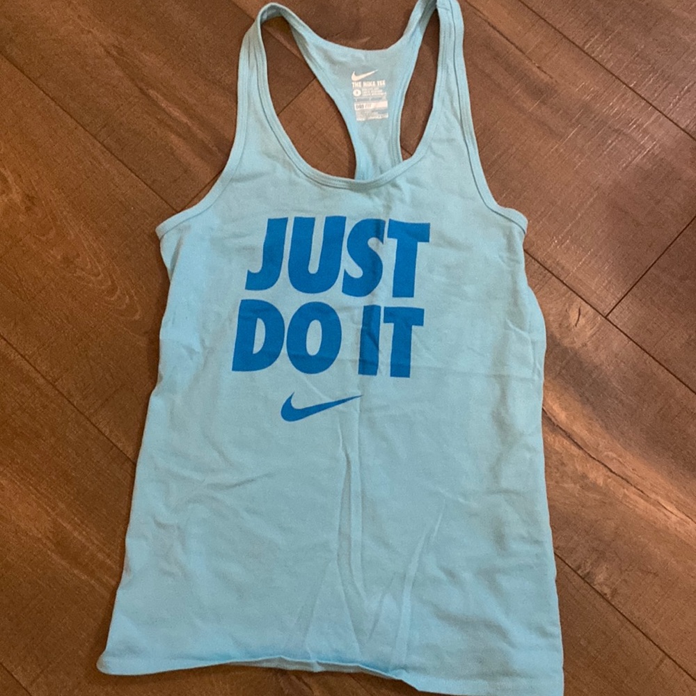Nike tank